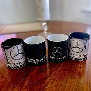 4 mercedes B. Mugs.